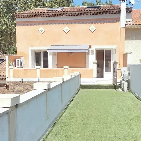 Bright Renovated With A Large Terrace La Seyne-sur-Mer